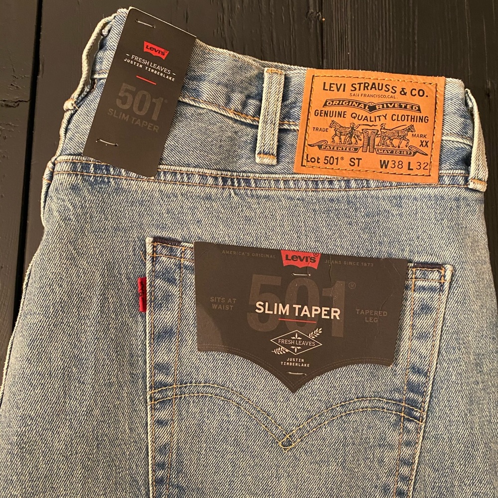 Men’s Levi 501 jeans size 38/32 new with tags - Picture 3 of 3